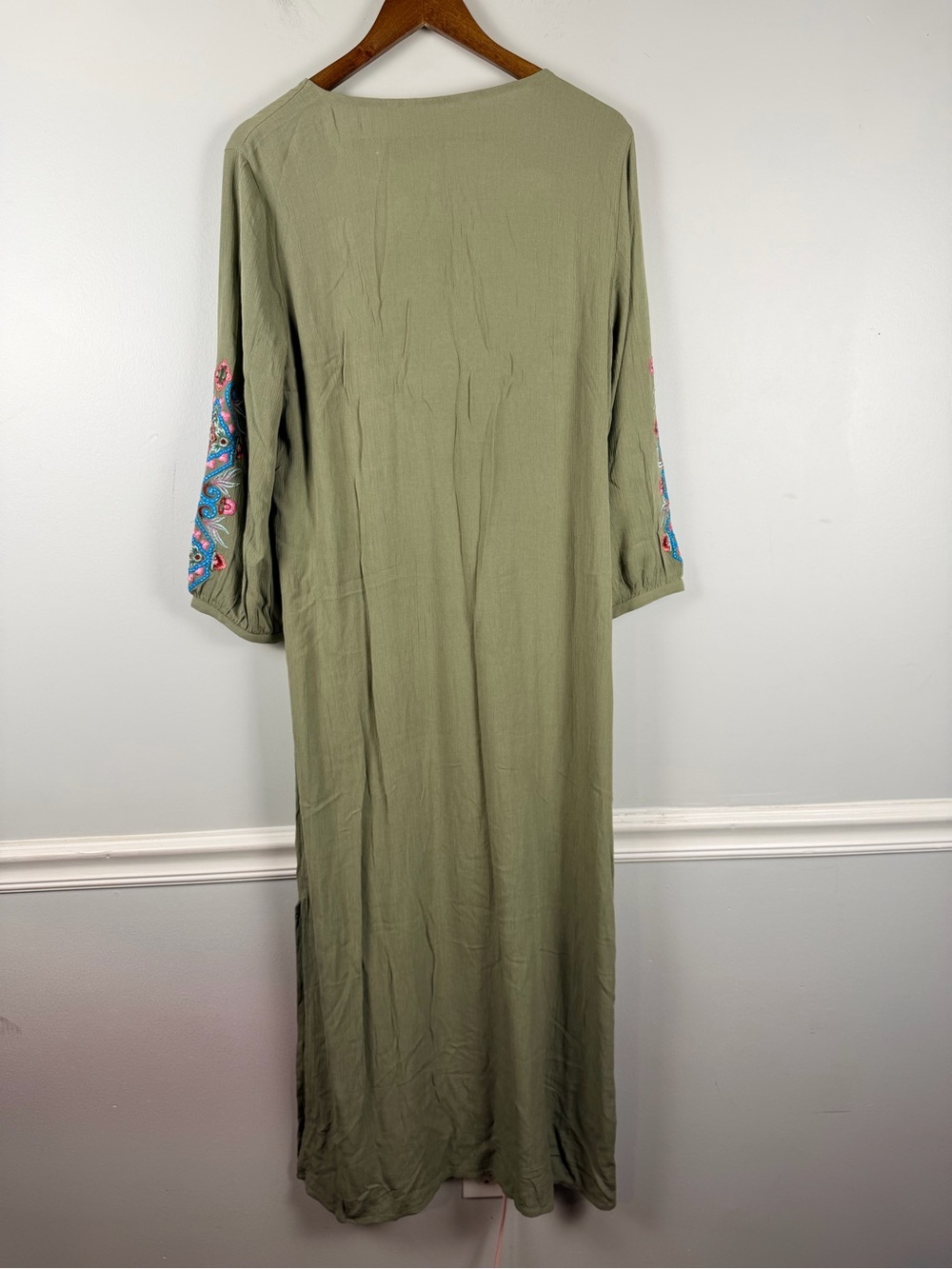 Soft Surroundings Green Embroidered tassel maxi dress size medium - Picture 7 of 8